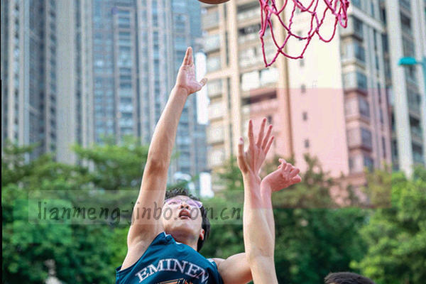 数据源网络扩容与实时数据协作示意图